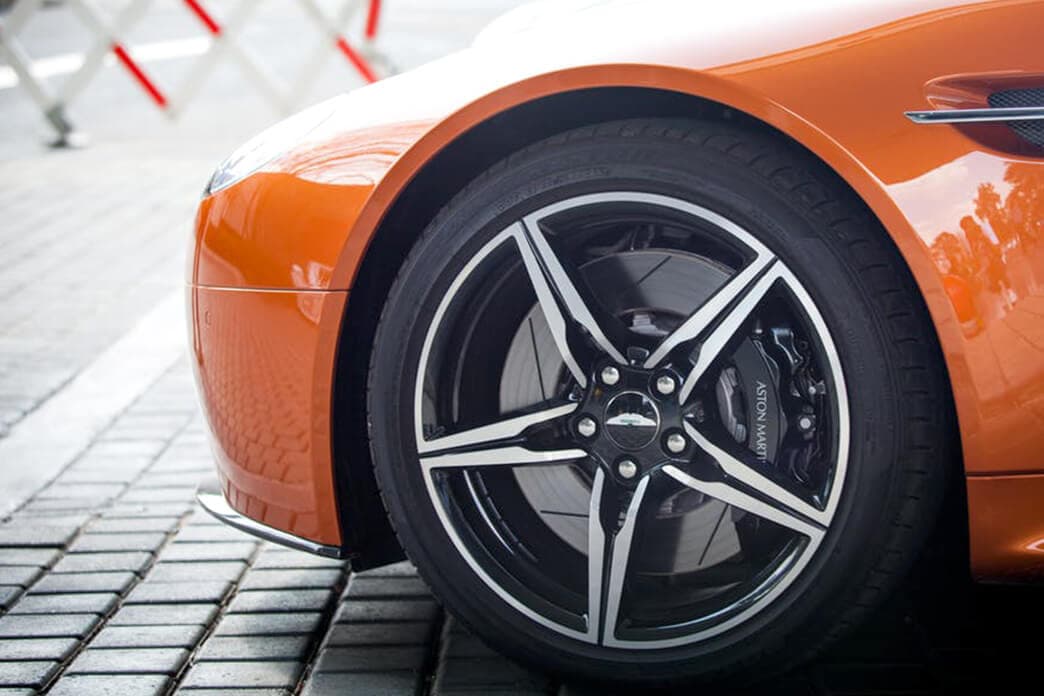 Tires & Wheels